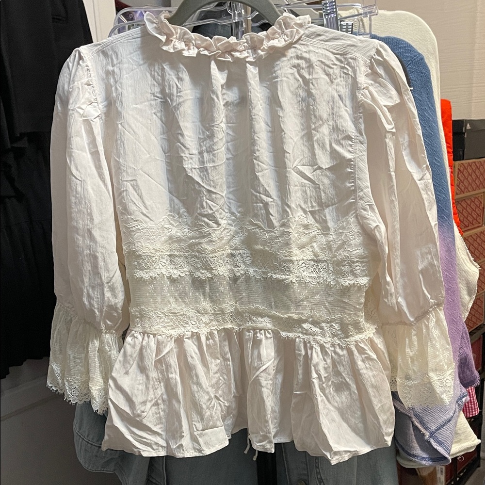 Intimately FP Forever Young Bed Jacket In White Alyssum
Free People - Picture 2 of 5